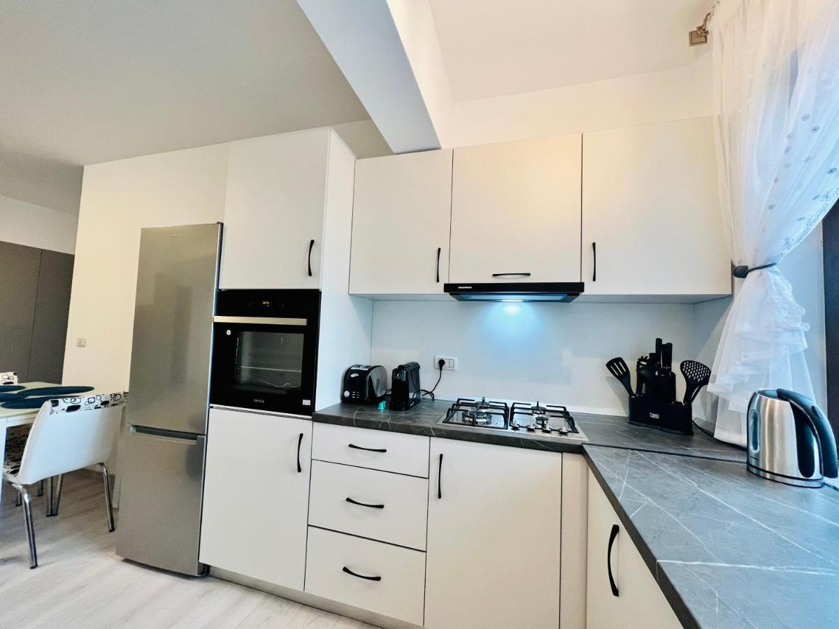 Ferienwohnung Altheda Living Zamca C4 Suceava Exterior foto