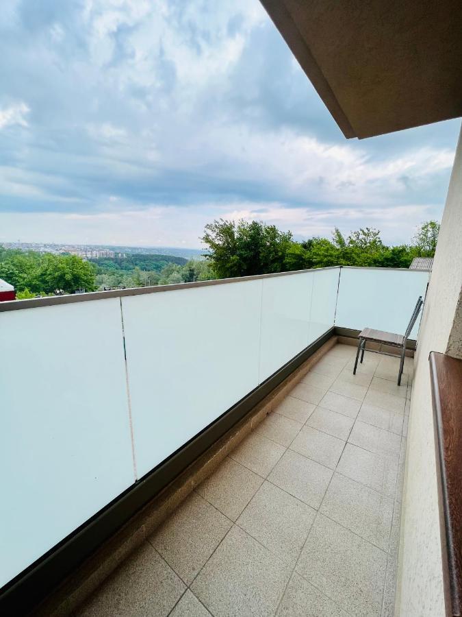 Ferienwohnung Altheda Living Zamca C4 Suceava Exterior foto